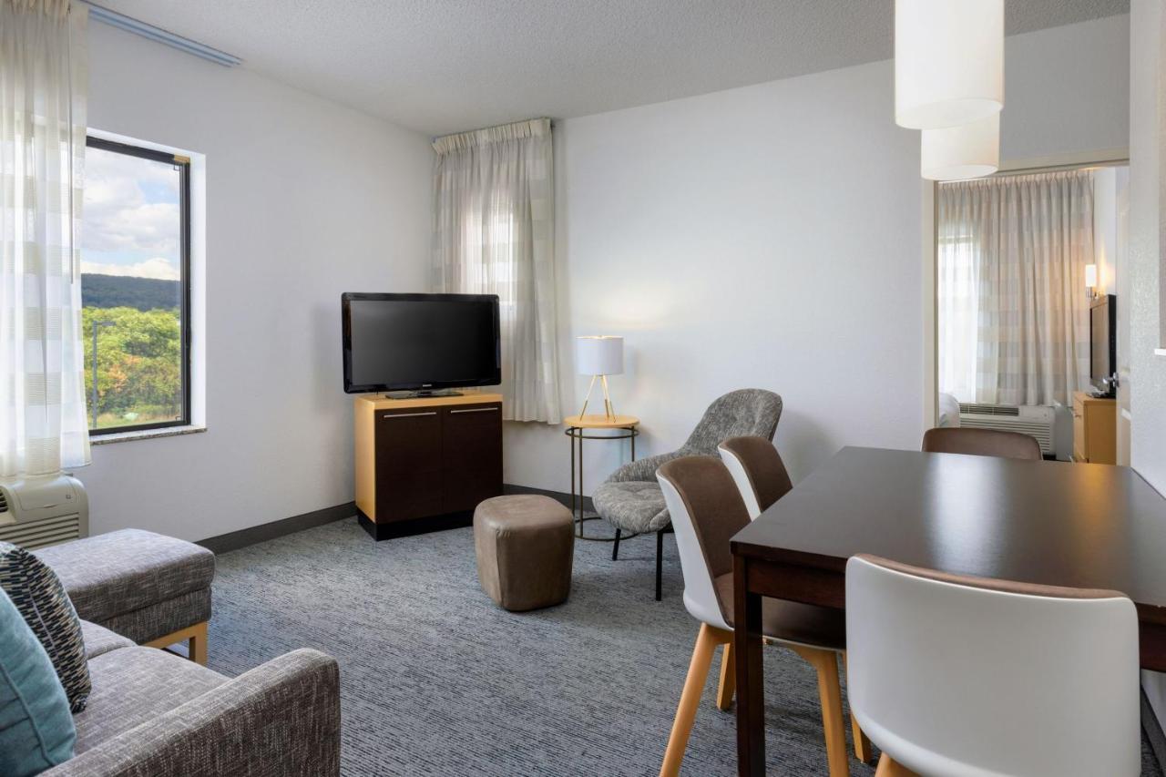 Towneplace Suites By Marriott York Kültér fotó
