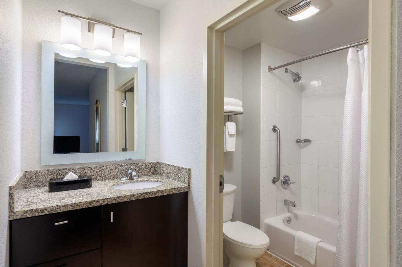 Towneplace Suites By Marriott York Kültér fotó