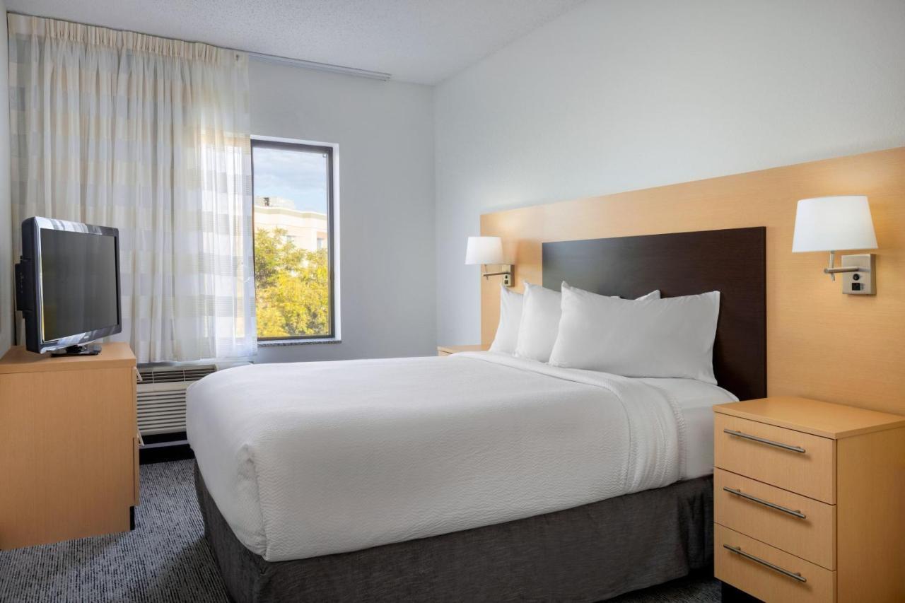 Towneplace Suites By Marriott York Kültér fotó